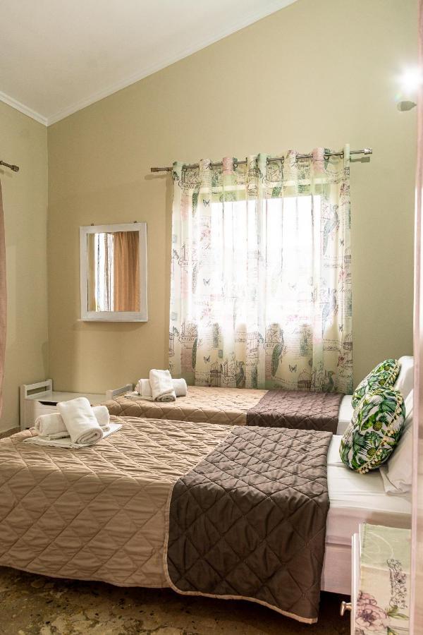 איגיו Ritsinia Apartments מראה חיצוני תמונה