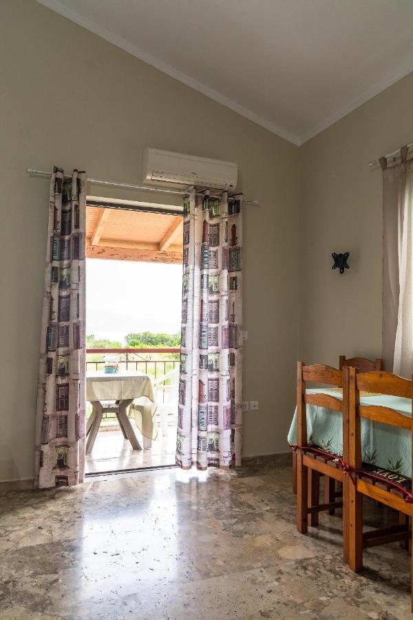 איגיו Ritsinia Apartments מראה חיצוני תמונה
