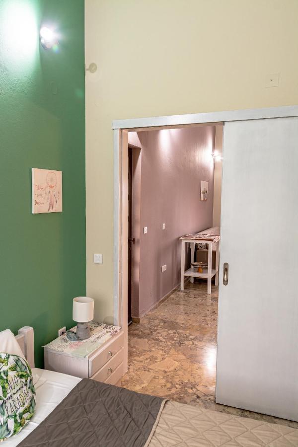 איגיו Ritsinia Apartments מראה חיצוני תמונה
