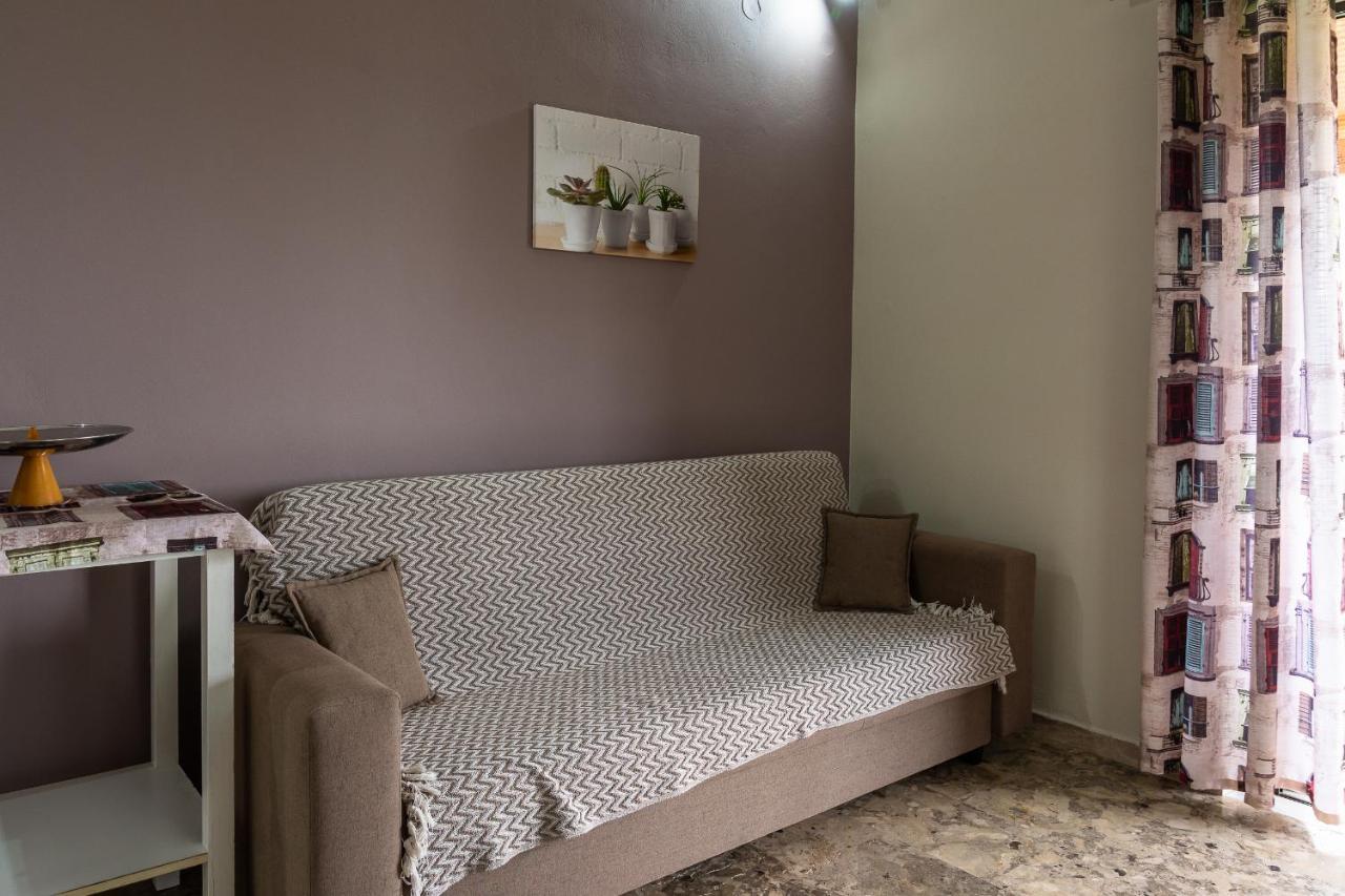 איגיו Ritsinia Apartments מראה חיצוני תמונה